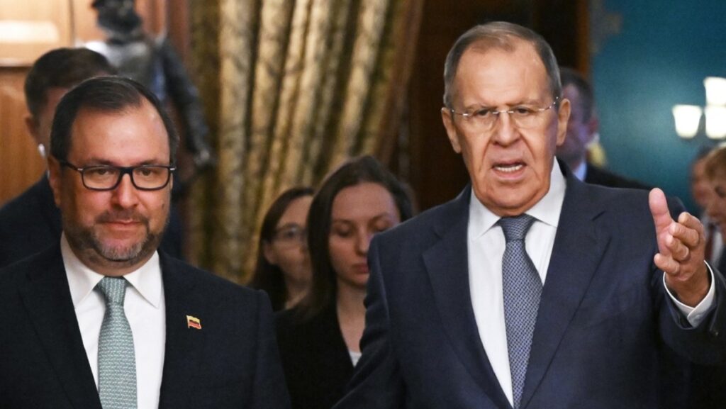 Cancilleres de Rusia y Venezuela hablan del avance de la desdolarización
