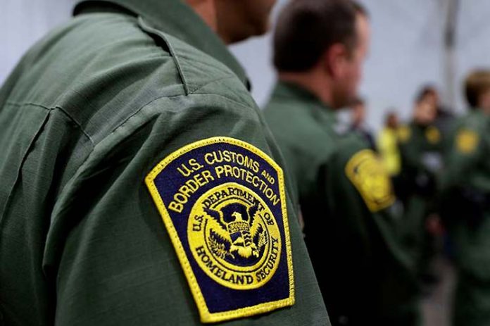 Detenciones de migrantes venezolanos en la frontera con México disminuyeron 65% en octubre