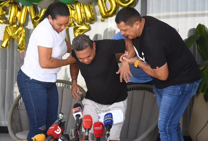 Padre del futbolista del Liverpool Luis Díaz narró su travesía durante su secuestro de 12 días