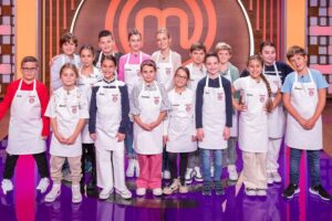 RTVE estrena por duplicado 'Masterchef Junior 10' y estos son los 16 jóvenes aspirantes que se lanzarán a las cocinas