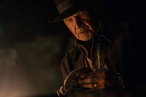 El final original de 'Indiana Jones 5' era muy diferente. James Mangold desvela por qué lo cambió y apostó por los viajes en el tiempo para el desenlace de 'El Dial del Destino'