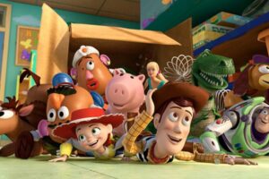 'Toy Story 3' tenía un final muy diferente en la primera versión de su guión, pero el director Lee Unkrich decidió cambiarlo para torturar una vez más a sus personajes