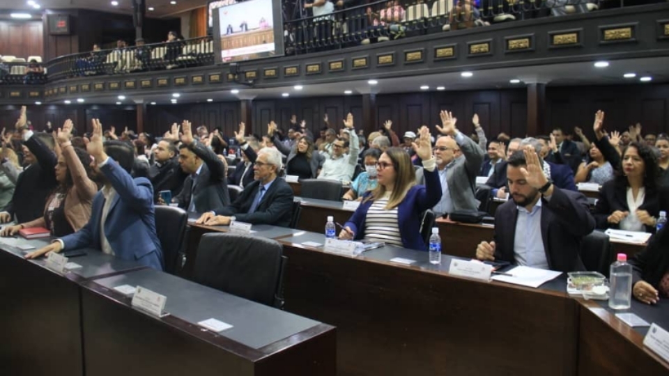¿Nuevo ajuste del sueldo mínimo? Candente debate en la AN sobre el salario en Venezuela