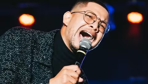 Cantante de gospel falleció en pleno escenario 🖤😳
