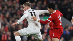 Liverpool empata a cero contra Manchester United y el Arsenal es el nuevo líder