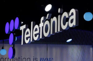 Telefónica recortará finalmente 3.400 puestos de trabajo en España