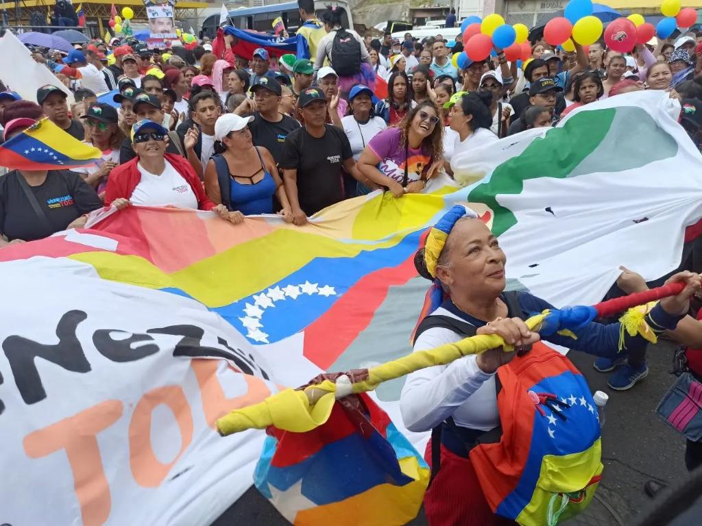 Movilización en Caracas en respaldo a las medidas en defensa de la Guayana Esequiba