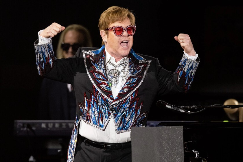 Elton John hace historia con su Emmy y rompe un particular récord que solo han conseguido artistas como Audrey Hepburn o Rita Moreno