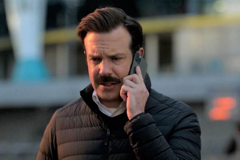 El injusto menosprecio a 'Ted Lasso' en los Premios Emmy. La comedia de Apple TV+ ha pasado de la gloria al sonido de grillos