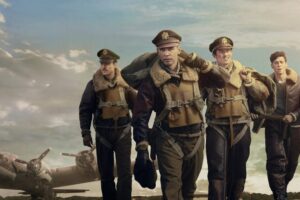 Los amos del aire (2024) crítica: excelente sucesora de 'Hermanos de sangre', la miniserie de Apple TV+ es un épico espectáculo bélico que nunca se olvida del componente humano