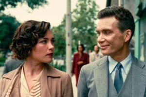 "¿Qué está pasando con el obturador, amigo?" Florence Pugh explica el caótico coitus interruptus que sufrió rodando una de las escenas de sexo de 'Oppenheimer'