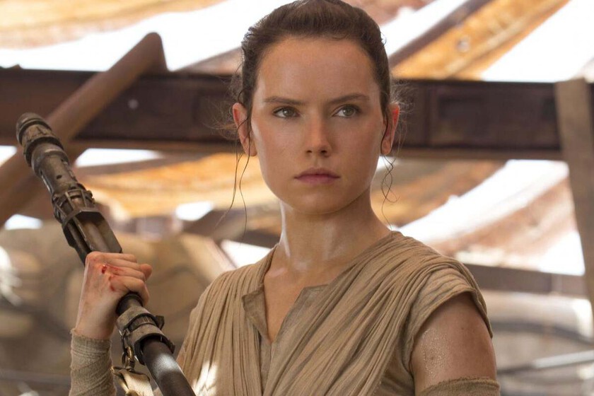 "Star Wars es como una religión". Daisy Ridley recuerda el premonitorio consejo que le dio J.J. Abrams después de conseguir el papel de Rey