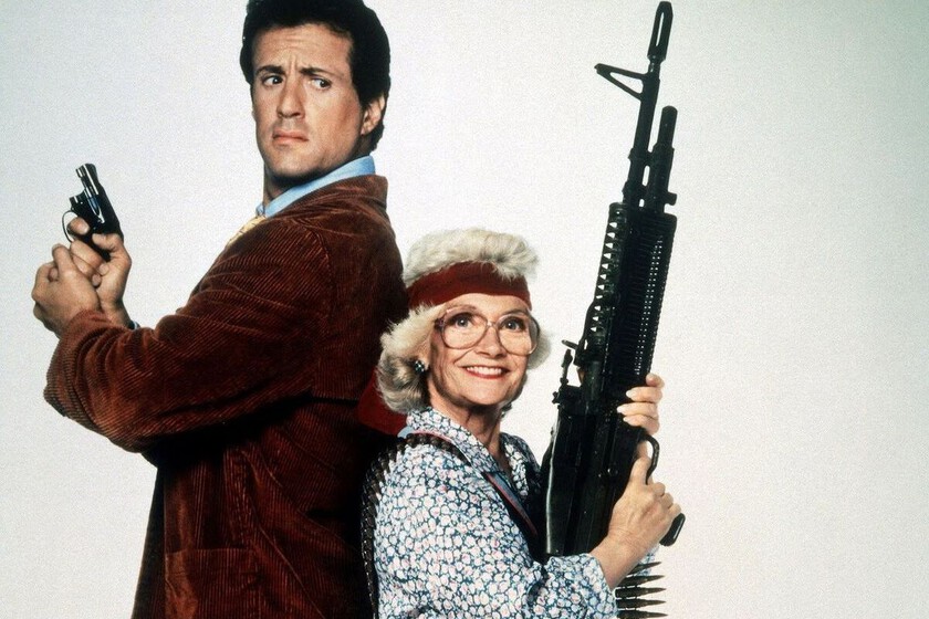 “Es una de las peores películas del sistema solar”. Cómo Schwarzenegger engañó a Stallone para que protagonizase el mayor disparate de su filmografía