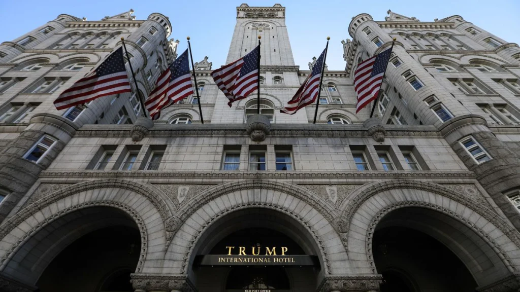 Informe revela que empresas de Trump habrían recibido pagos millonarios de Gobiernos extranjeros