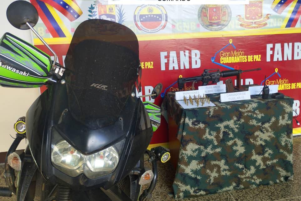 Militares destruyen base logística de una banda criminal frente al Mar Caribe