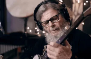Charly García y Santaolalla entre medio millar de músicos argentinos contra "ley ómnibus" de Milei