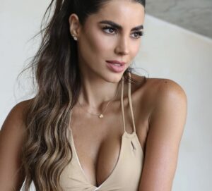 Gaby Espino le replica a quienes critican su nuevo aspecto físico 🙄😅