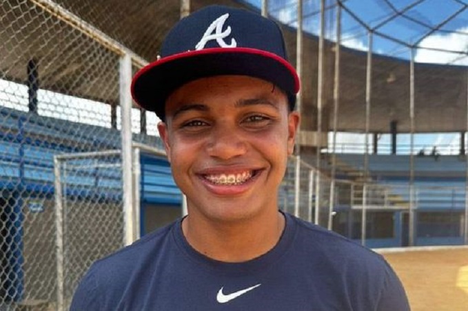 Los Bravos de Atlanta firmaron al cotizado prospecto venezolano José Perdomo