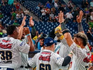 Leones vino de atrás y dejó en el terreno a Cardenales 5-4
