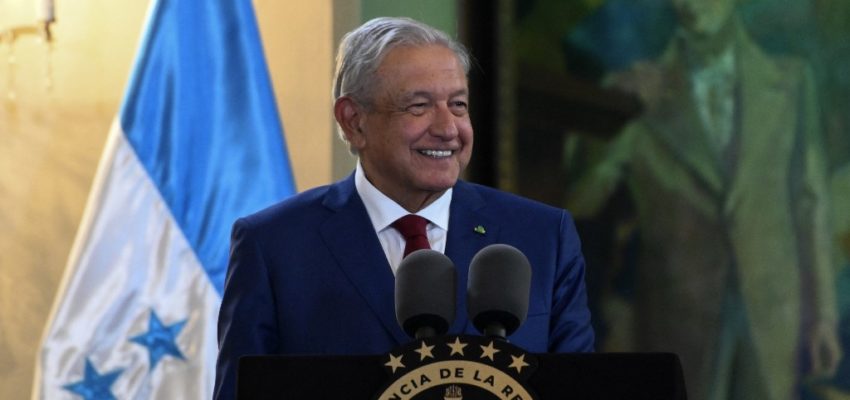 México pide a EEUU levantar todas las sanciones a Venezuela