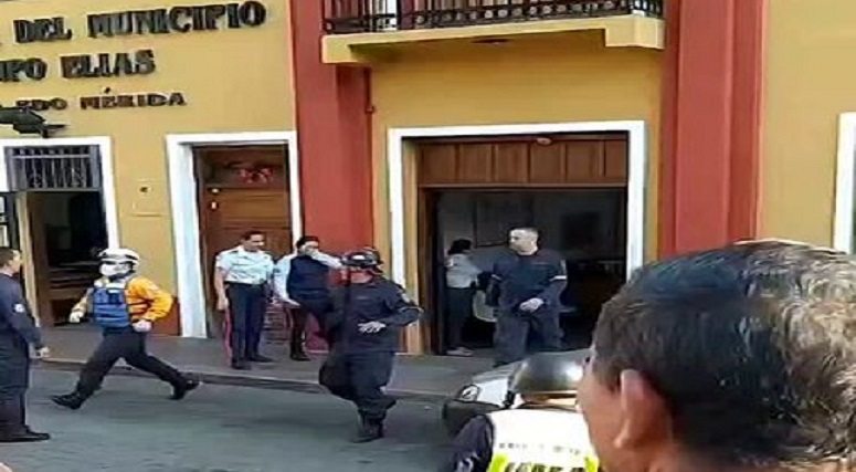 Un joven efectivo policial se disparó en la sien dentro de un comando en Mérida