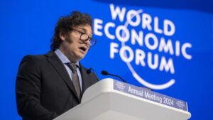 Milei afirma en Davos que Occidente "está en peligro" y la única alternativa es el capitalismo