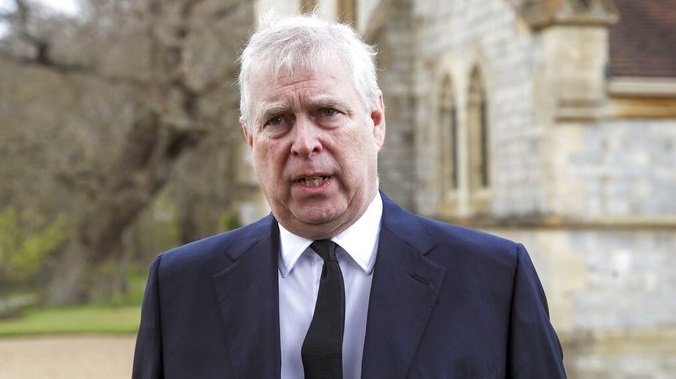 El príncipe Andrés denunciado ante la Policía de Londres por el caso Epstein