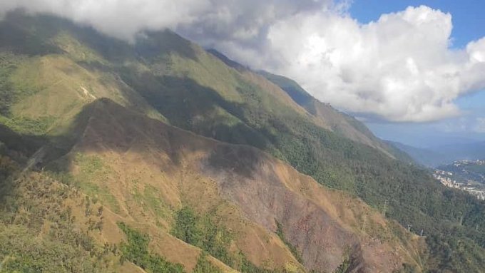 La última foto que se tomó Wang Zhanbin antes de caer por un desfiladero en el parque nacional Waraira Repano