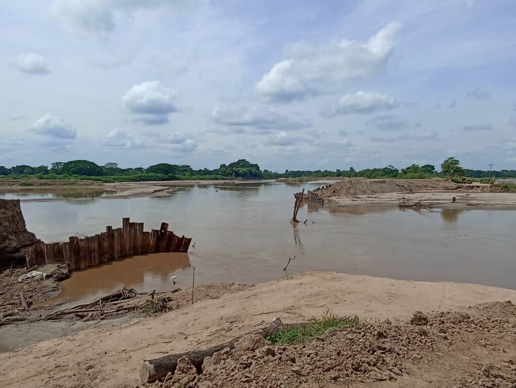Posible desbordamiento del Río Zulia amenaza a la población de El Guayabo