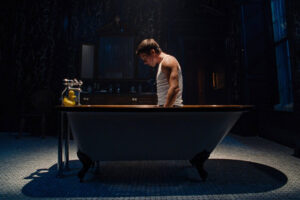 Jacob Elordi se enamoró del guion de 'Saltburn' por la escena de la bañera porque "estira los límites del cine mainstream"