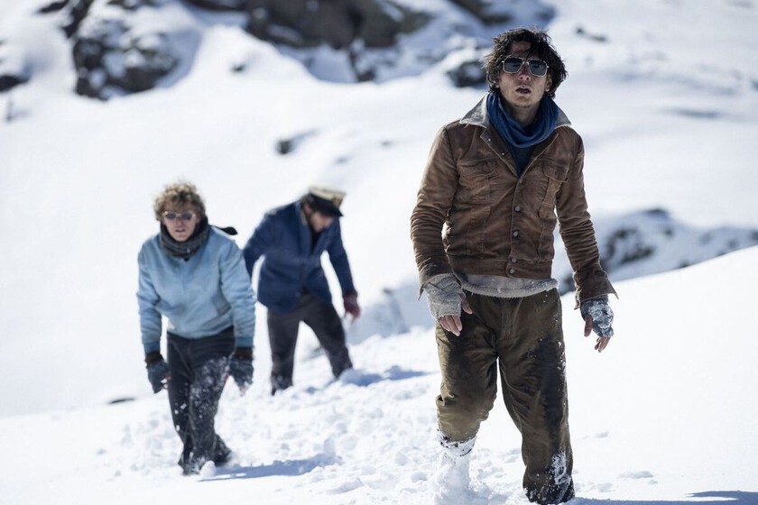 'La sociedad de la nieve' se come a la competencia y se convierte en la película española de Netflix más vista de la historia en tiempo récord. Su próximo objetivo es aún más ambicioso