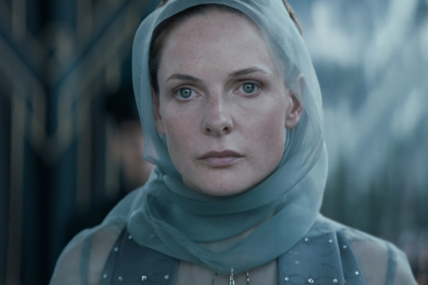 Un "actor idiota" gritó a Rebecca Ferguson durante un rodaje y ahora todo internet (incluyendo Dwayne Johnson) quiere arrancarle la piel: "Salí llorando del set"