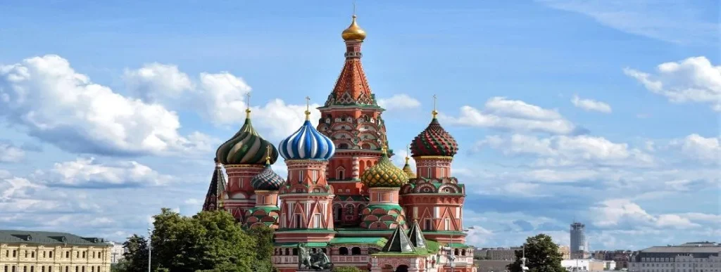 Lolita protagonizó un desnudo en la Catedral de San Basilio