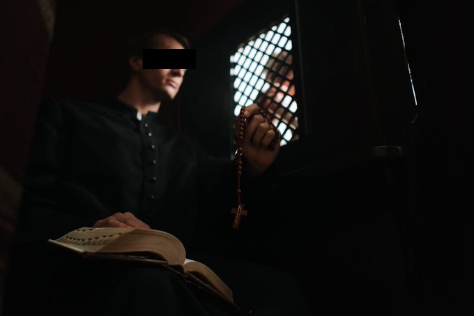 Detienen a un sacerdote y a su pareja sentimental por traficar con viagra en España