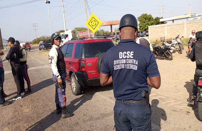 Asesinaron a hombre mientras esperaba surtir gasolina en Falcón