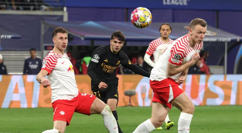 Lunin y Brahim Díaz claves en triunfo del Madrid ante el Leipzig