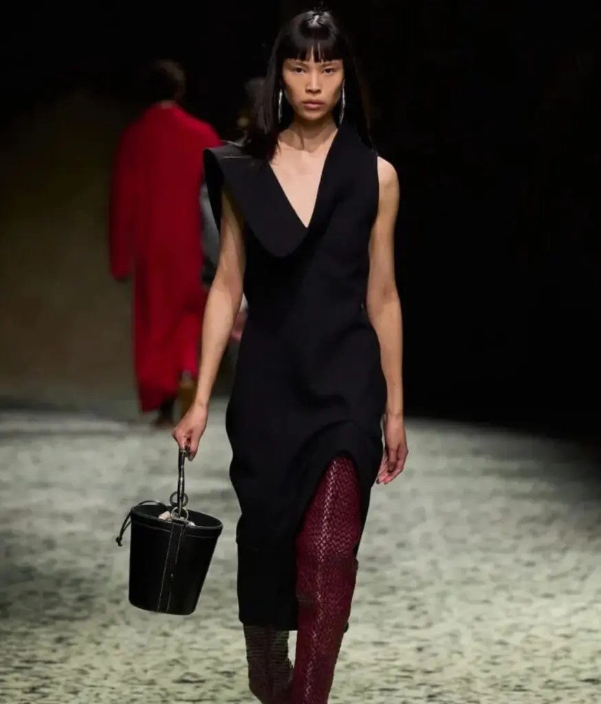 ¡El Bucket Bag arrasa en el street style!