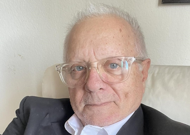 Conoce a lo que se dedica el actor Orlando Urdaneta a los 77 años