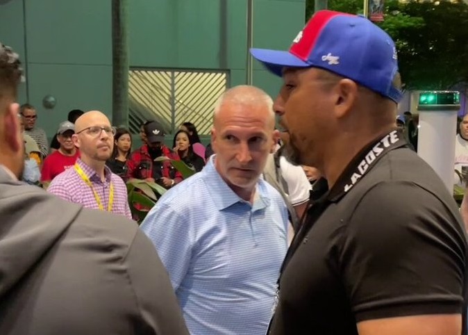 El altercado de Oswaldo Guillén con la seguridad del estadio de Miami