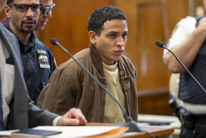 El venezolano acusado por agresión a dos policías en Nueva York se declaró inocente