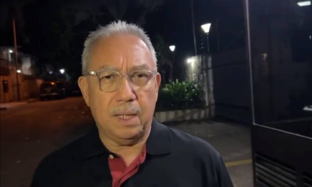 Requisados 20 mapas y un iPad en el allanamiento a la casa de Rocío San Miguel