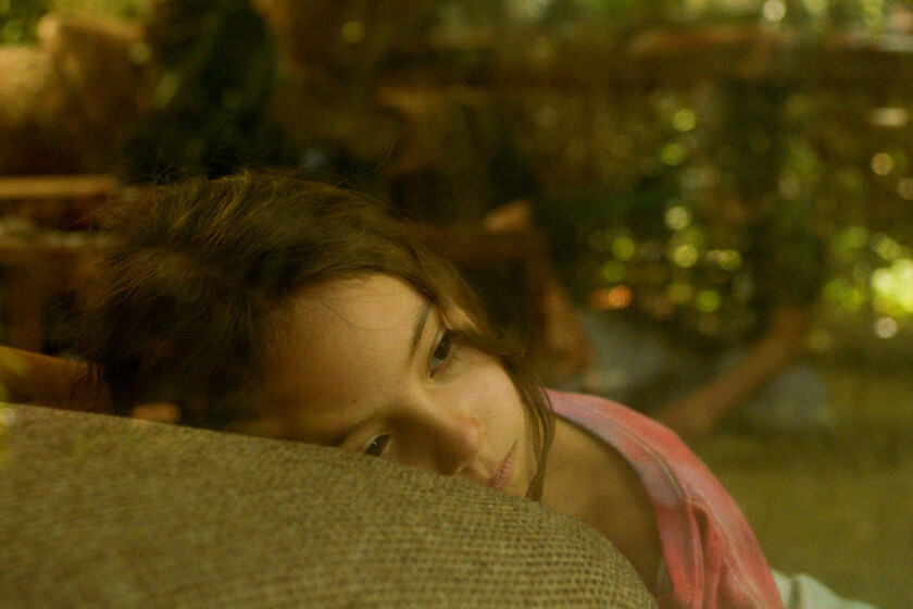 'Tótem' (2024), crítica | Es una película única que asfixia y desespera al mostrar las heridas dejadas por una muerte inexorable