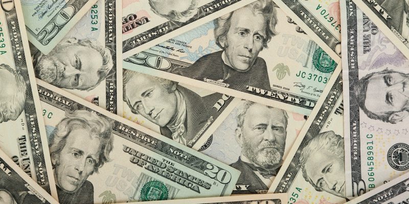 México da 110 dólares por 6 meses a venezolanos deportados ante un acuerdo con Maduro