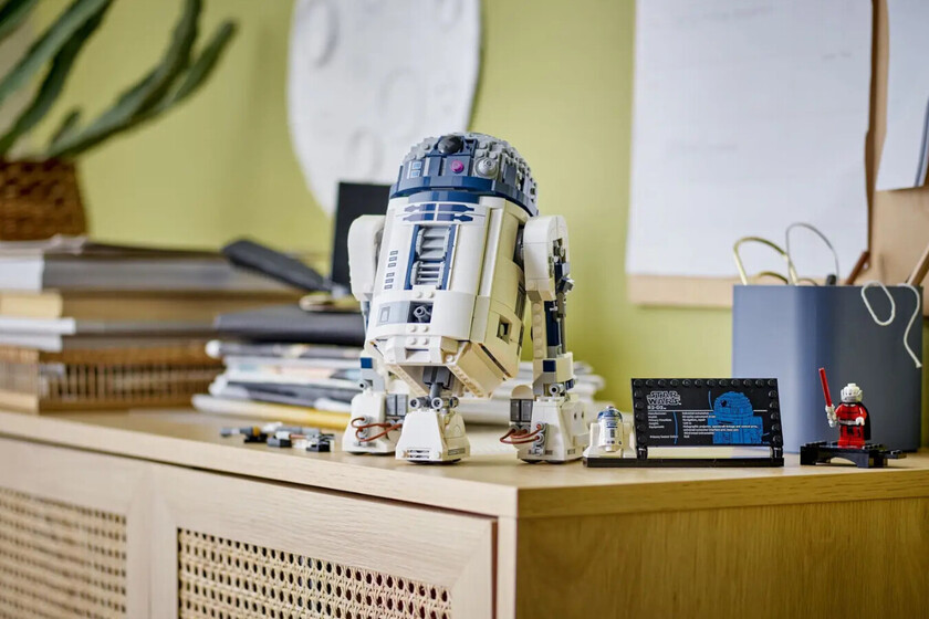 LEGO lanza su tercer set de R2-D2. Una construcción de 'Star Wars' más compacta, más barata y con uno de sus mejores diseños