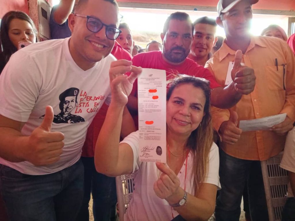 Cojedeños acuden masivamente para registrarse en el CNE