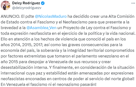 El pueblo inscribe a Maduro