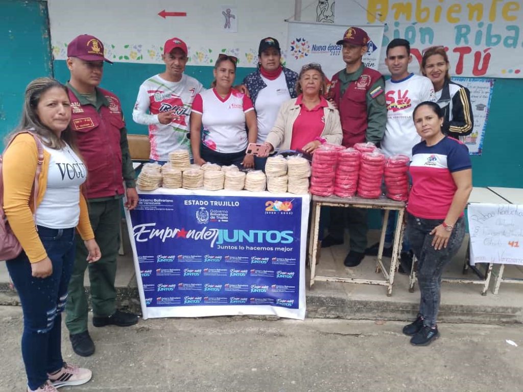 Inces Trujillo forma a más de 2 mil mujeres de 12 municipios