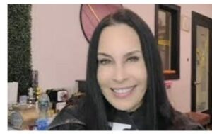 Tarek William Saab confirma la orden de captura contra la actriz Marian Valero