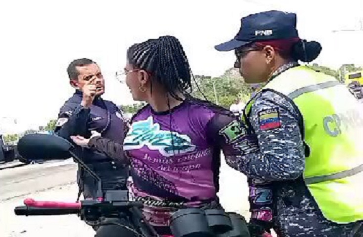 Mujer formó un berrinche para evitar ser detenida por la PNB en Barinas