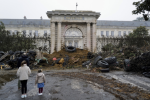 Quien siembra vientos recoge tempestades: la crisis agrícola devasta el “jardín” europeo